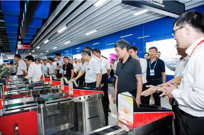 猎户星空联手佳都科技共建，全球首座AI智慧车站正式亮相！（1）