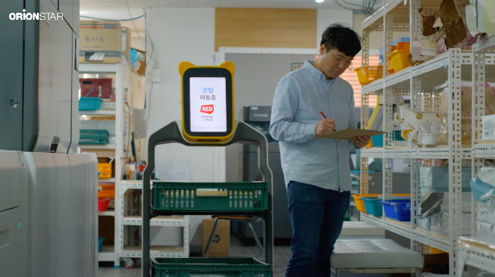 韓国の印刷工場Red Printingは、OrionStarのロボットLuckiBotを導入し、作業環境を最適化、作業効率を向上させました。