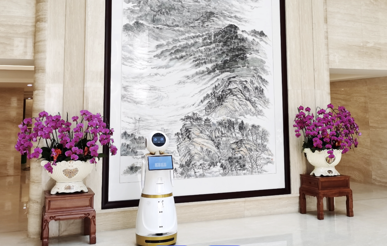 告别固定话术，前台机器人迎来“知识库革命”：猎户星空豹小秘如何赋能商业服务千企千面